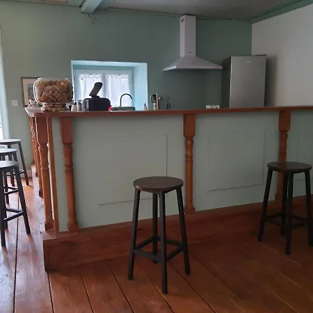 Hébergement de vacances Du Château Au Pied De Cognac *